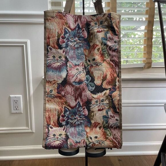 Vintage Cat Tapestry Wheeled Shopper Bag Tote Collapseable - Picture 1 of 13